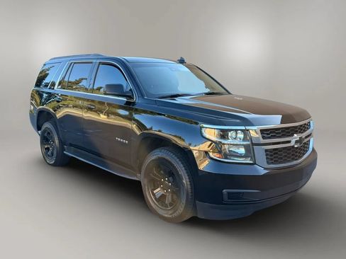 Used 2018 Chevrolet Tahoe LT RWD image 2