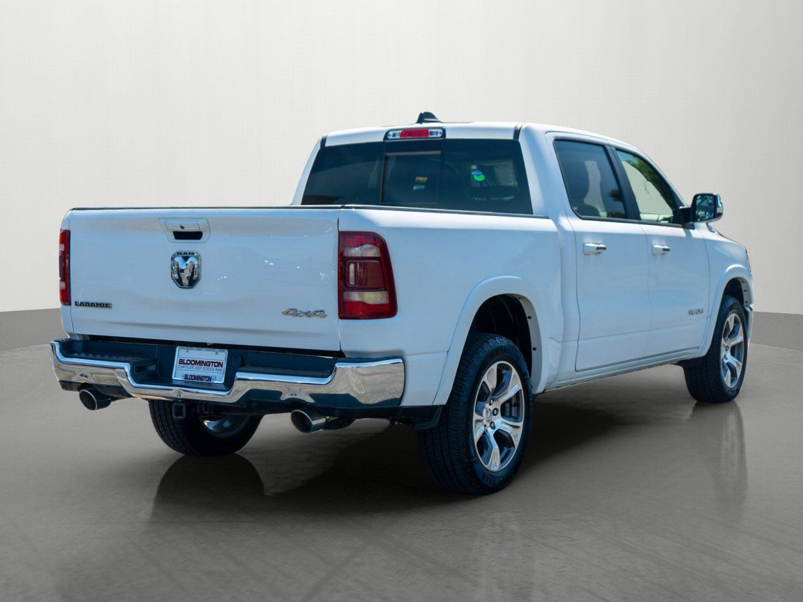 Used 2022 RAM 1500 Laramie AWD/4WD image 7