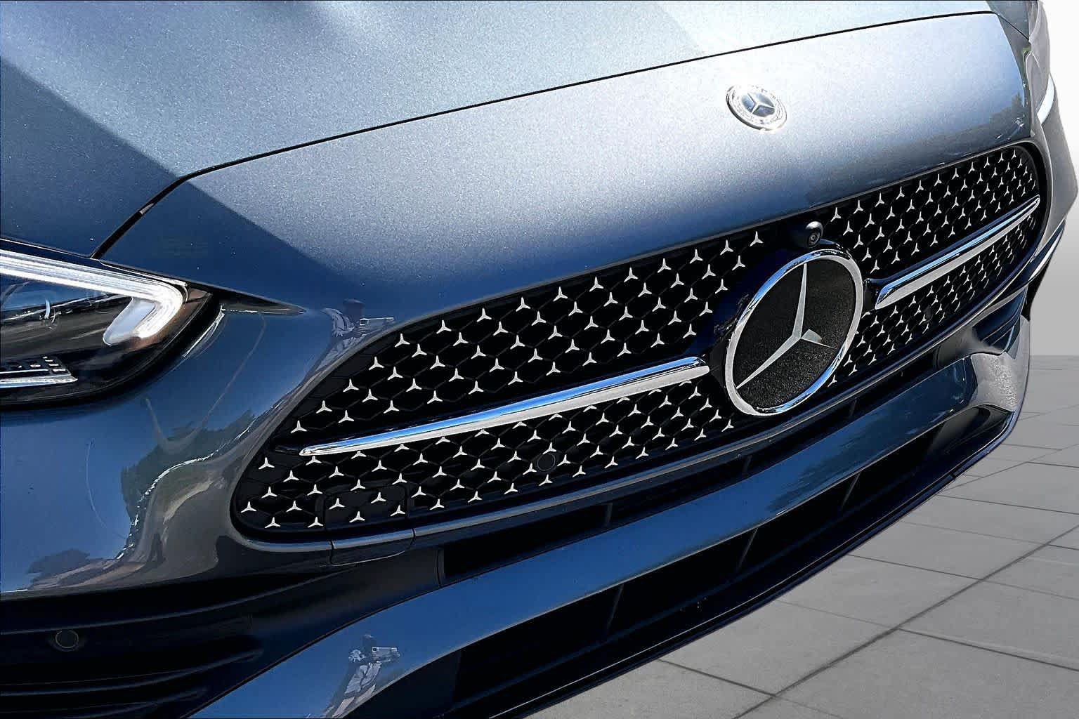 Used 2024 Mercedes-Benz C 300 Sedan image 41