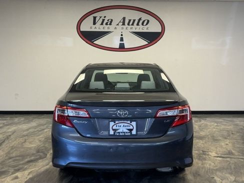 Used 2012 Toyota Camry LE FWD image 8