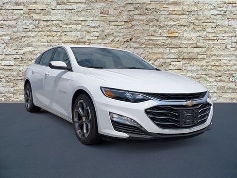Used 2024 Chevrolet Malibu LT FWD image 1
