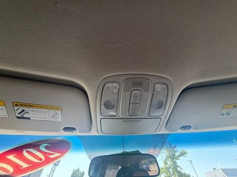 Used 2016 Kia Soul FWD image 30