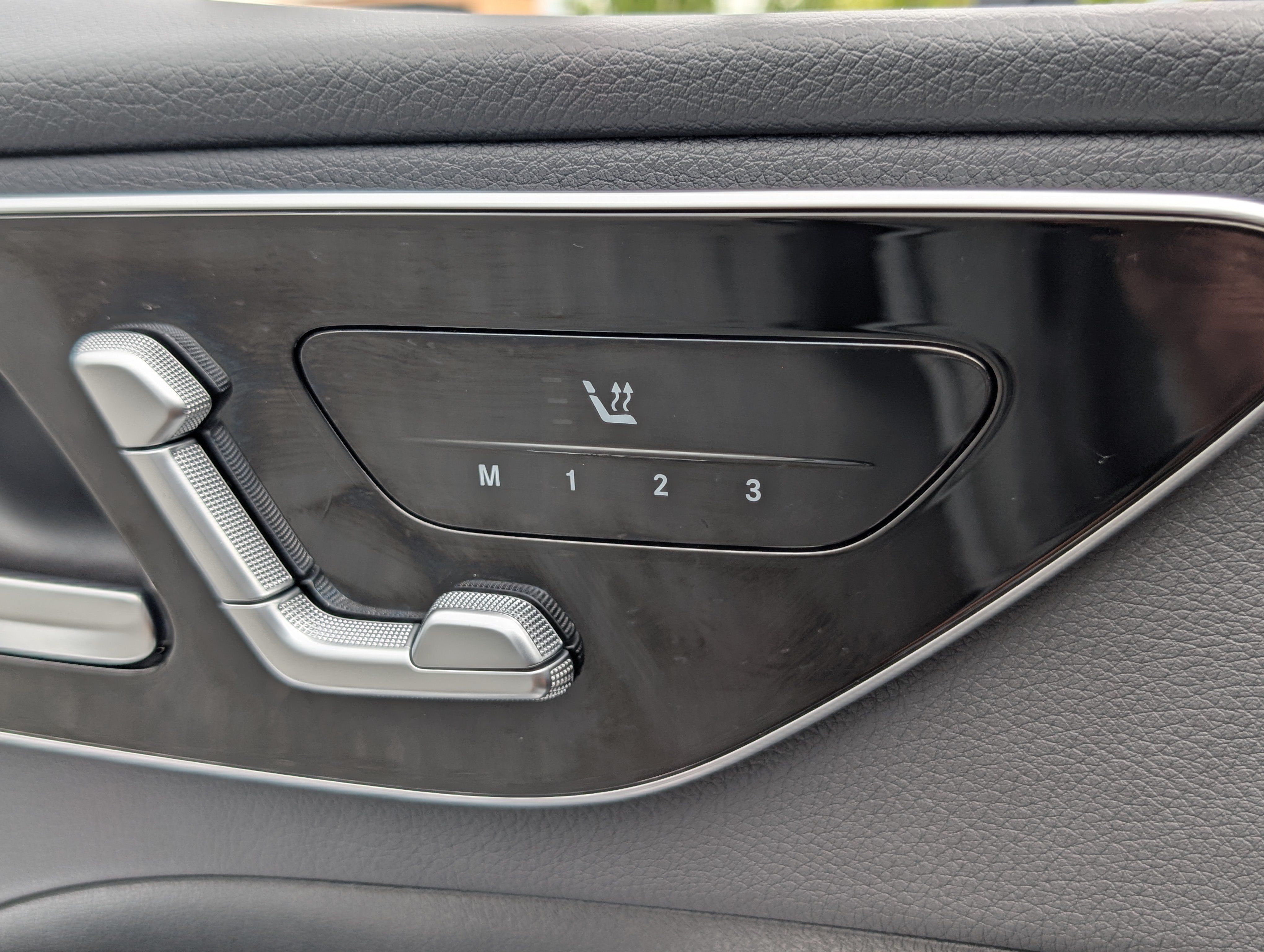 Used 2023 Mercedes-Benz C 300 4MATIC Sedan image 21