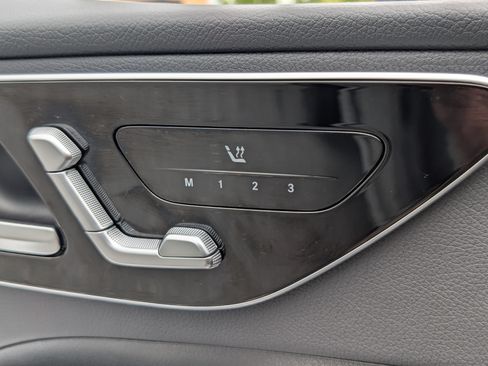 Used 2023 Mercedes-Benz C 300 4MATIC Sedan image 21