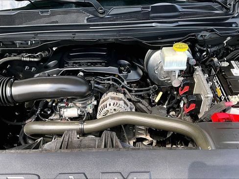 Used 2022 RAM 1500 Laramie AWD/4WD image 33