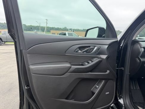 Used 2020 Chevrolet Traverse Premier w/ Redline Edition AWD/4WD image 17