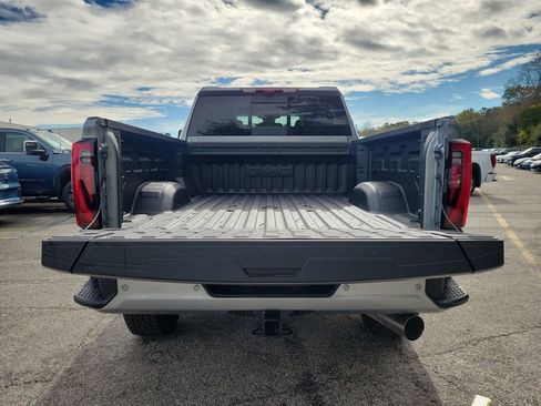 New 2026 GMC Sierra 2500 Denali w/ Denali Reserve Package image 10