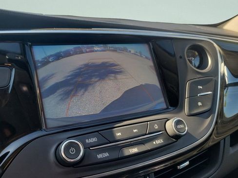 Used 2020 Buick Envision Essence FWD image 14