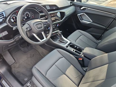 New 2025 Audi Q3 2.0T Premium image 7