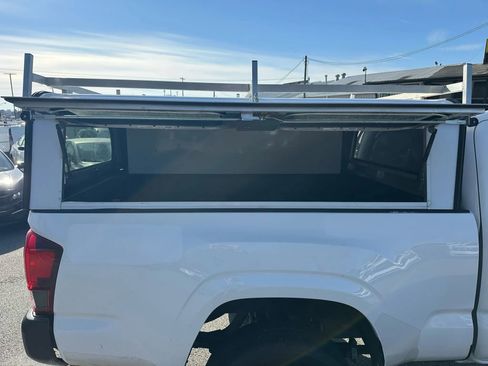 Used 2021 Toyota Tacoma SR image 13