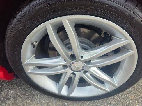 Used 2013 Mercedes-Benz C 250 Sedan w/ Multimedia Pkg image 10