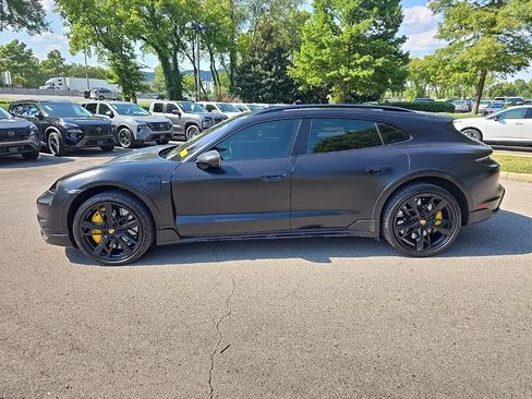 Used 2022 Porsche Taycan Turbo S AWD/4WD image 5