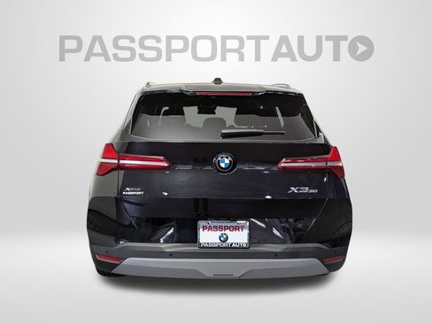 Used 2025 BMW X3 xDrive30i w/ Convenience Package image 5