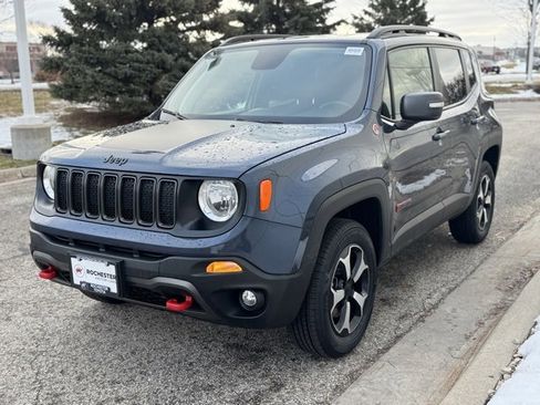 Used 2020 Jeep Renegade Trailhawk w/ Cold Weather Group image 33