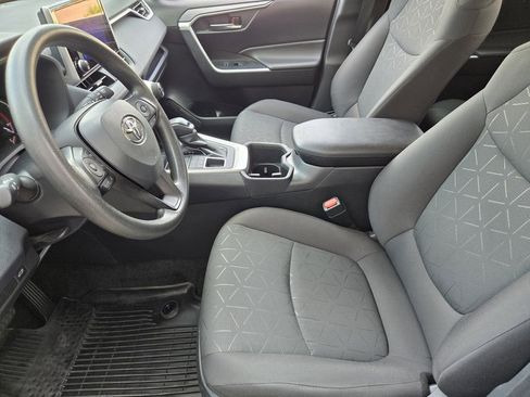 Certified 2024 Toyota RAV4 XLE w/ Convenience Package AWD/4WD image 8