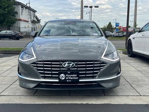 Used 2023 Hyundai Sonata Limited FWD image 4