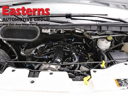 Used 2023 Ford Transit 350 XLT RWD image 7