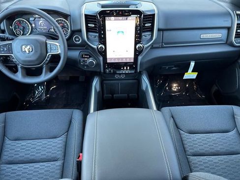 New 2026 RAM 1500 Big Horn AWD/4WD image 12