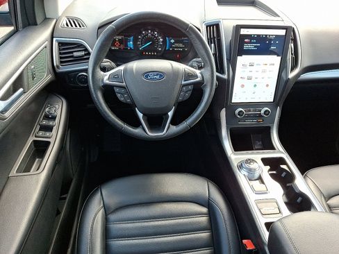 Certified 2022 Ford Edge SEL w/ Convenience Package image 11