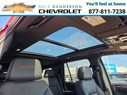 New 2026 Chevrolet Tahoe High Country AWD/4WD image 14