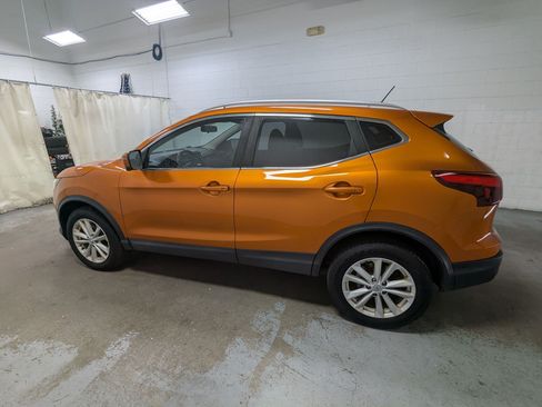 Used 2017 Nissan Rogue Sport SV w/ SV Premium Package AWD/4WD image 10