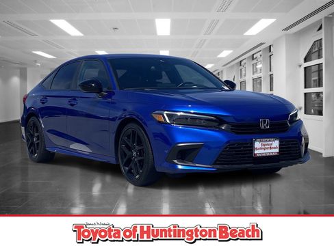 Used 2024 Honda Civic Sport image 1