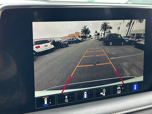 Used 2023 GMC Yukon AT4 w/ AT4 Premium Package image 23