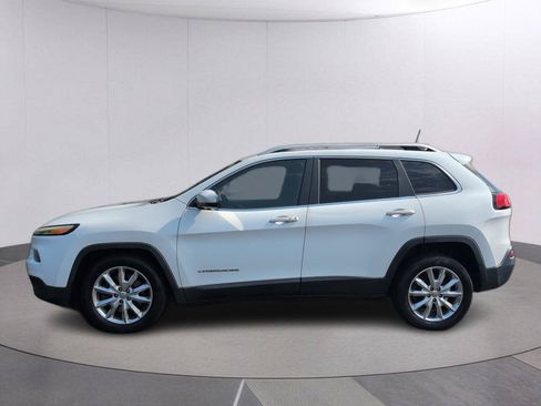 Used 2016 Jeep Cherokee Limited FWD image 2