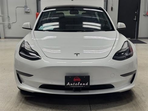 Used 2022 Tesla Model 3 Long Range AWD/4WD image 2