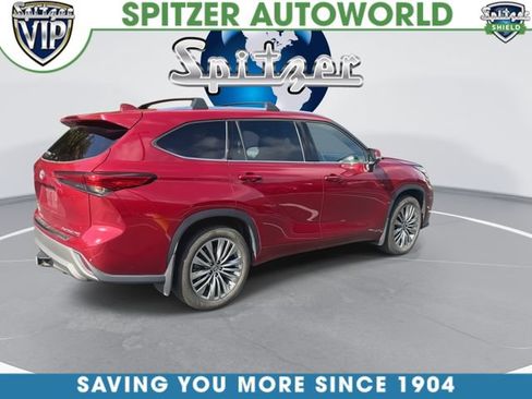 Used 2021 Toyota Highlander Platinum AWD/4WD image 9