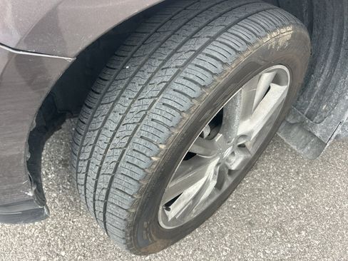 Used 2015 Nissan Pathfinder Platinum w/ Cargo Package image 5