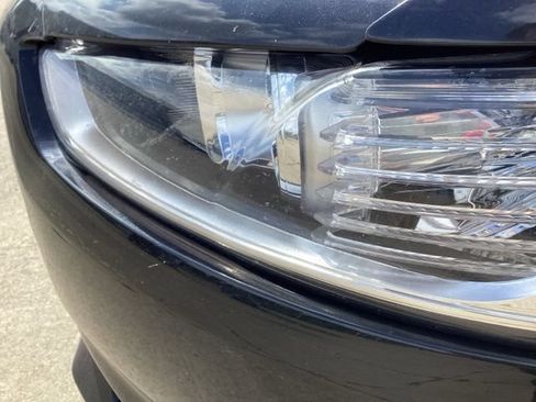 Used 2015 Ford Fusion SE FWD image 4