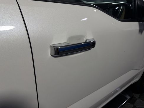 Used 2021 Ford F150 Lariat AWD/4WD image 16