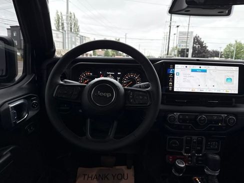 Used 2026 Jeep Gladiator Rubicon AWD/4WD image 20