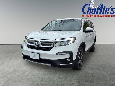 Used 2022 Honda Pilot Touring image 1