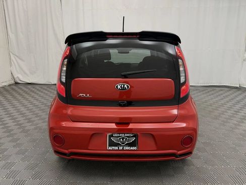Used 2019 Kia Soul + FWD image 5