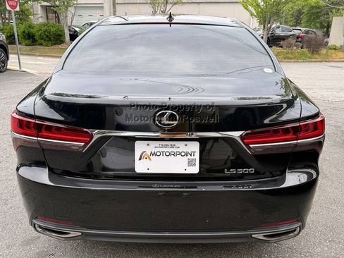 Used 2019 Lexus LS 500 w/ Accessory Package (Z2) RWD image 3