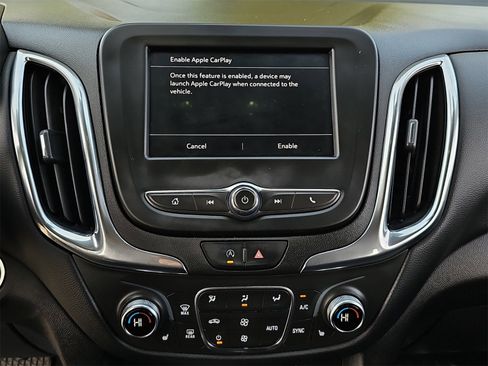 Used 2022 Chevrolet Equinox LT image 22