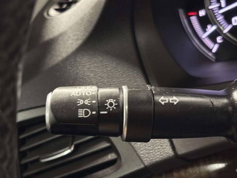 Used 2020 Acura MDX SH-AWD image 36