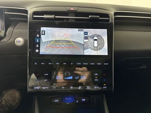 Used 2023 Hyundai Tucson Limited image 22