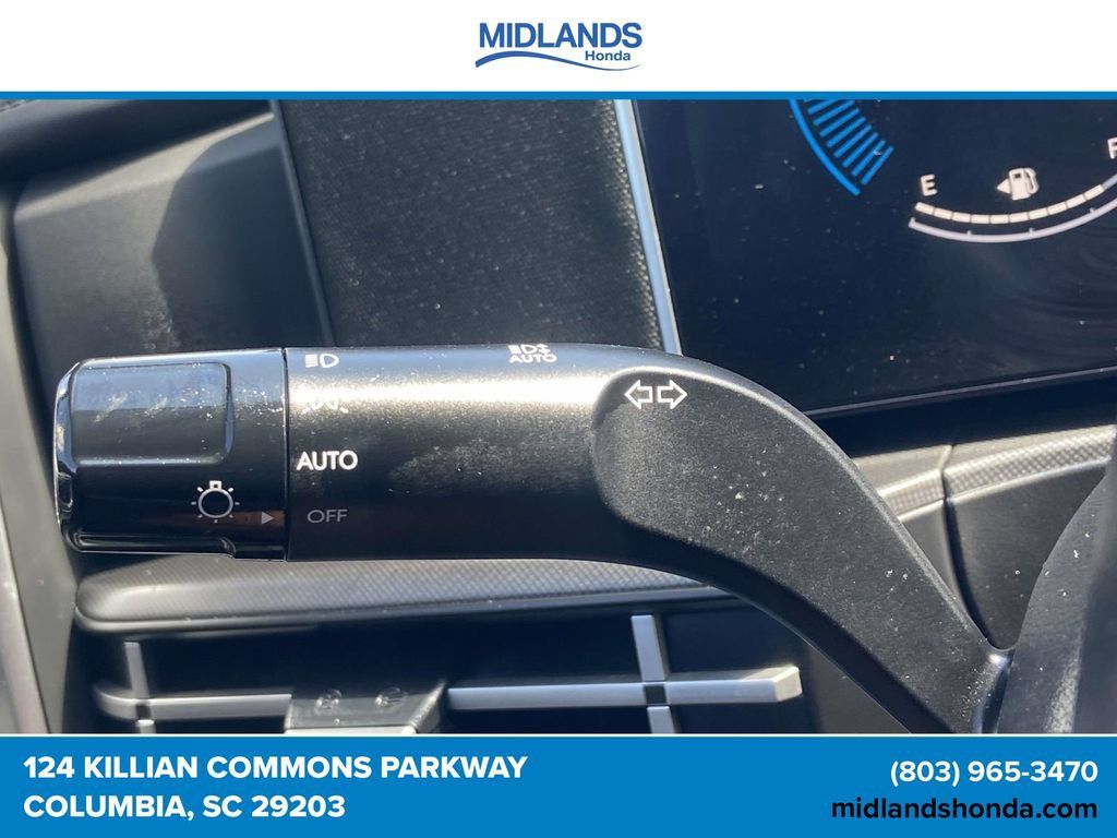 Used 2025 Hyundai Santa Fe SEL AWD/4WD image 24