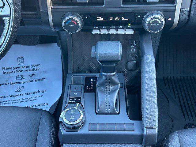 Used 2025 Toyota Tacoma SR5 AWD/4WD image 49
