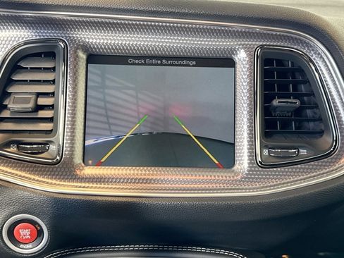 Used 2015 Dodge Challenger SRT Hellcat image 13