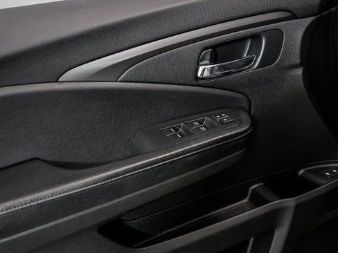 Used 2016 Honda Pilot EX-L image 9