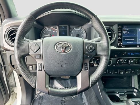 Used 2020 Toyota Tacoma TRD Pro AWD/4WD image 11