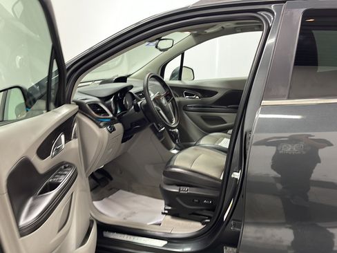 Used 2016 Buick Encore Leather FWD image 2