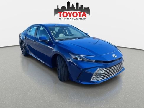 New 2026 Toyota Camry XLE FWD image 1
