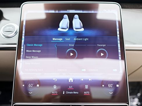 Used 2024 Mercedes-Benz S 580e 4MATIC Sedan image 78