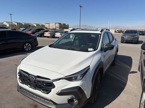 Used 2025 Subaru Crosstrek 2.5i Limited w/ Popular Package #3A image 4