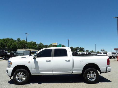 Used 2024 RAM 2500 Laramie w/ Safety Group AWD/4WD image 64